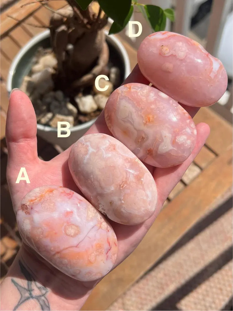 Flower Agate Palm Stones